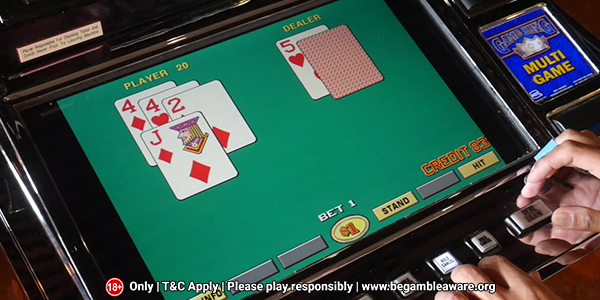  Video Blackjack versus Live Dealer Blackjack : Which One Do You Prefer?